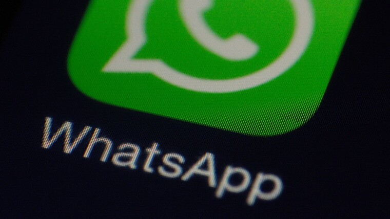 WhatsApp Might Let You Change the Chat Bubble Color in a Future Update
